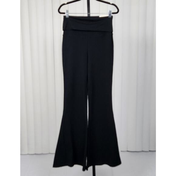 Offline by Aerie OG Foldover High Waisted Super Flare Legging Black Medium New - Picture 1 of 12